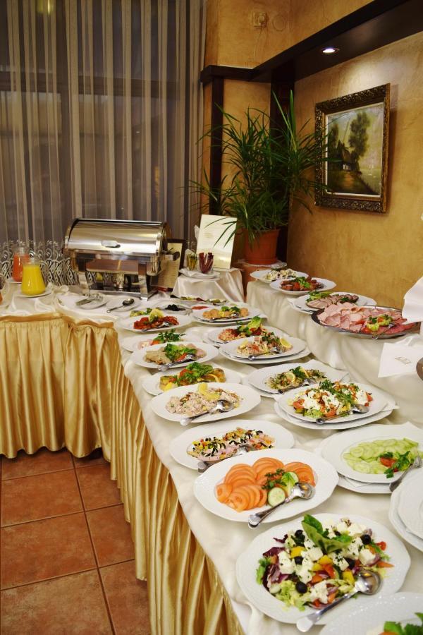 Hotel Retman Stary Toruń المظهر الخارجي الصورة